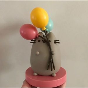 Pusheen Box Balloon Vinyl Figure